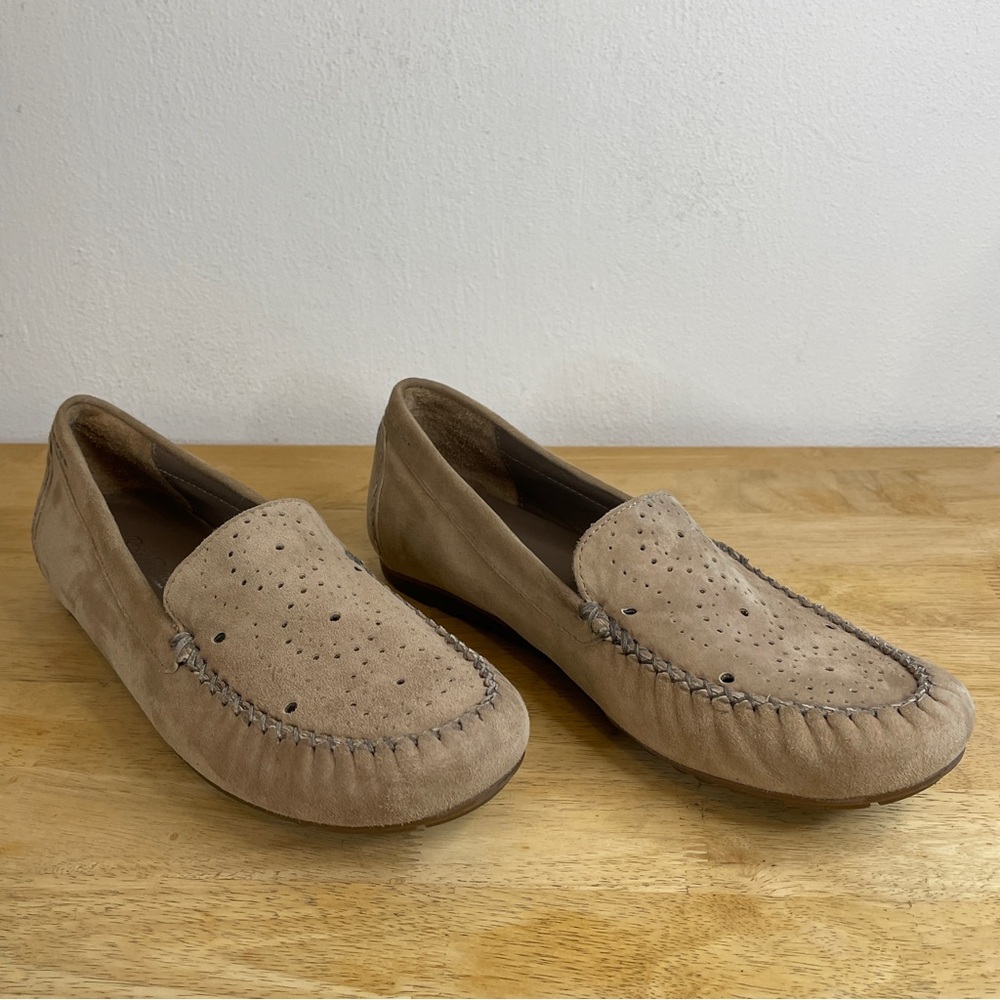 Walking Cradles Rose Petals Natural Beige Suede Flats Shoes Loafers Size 10